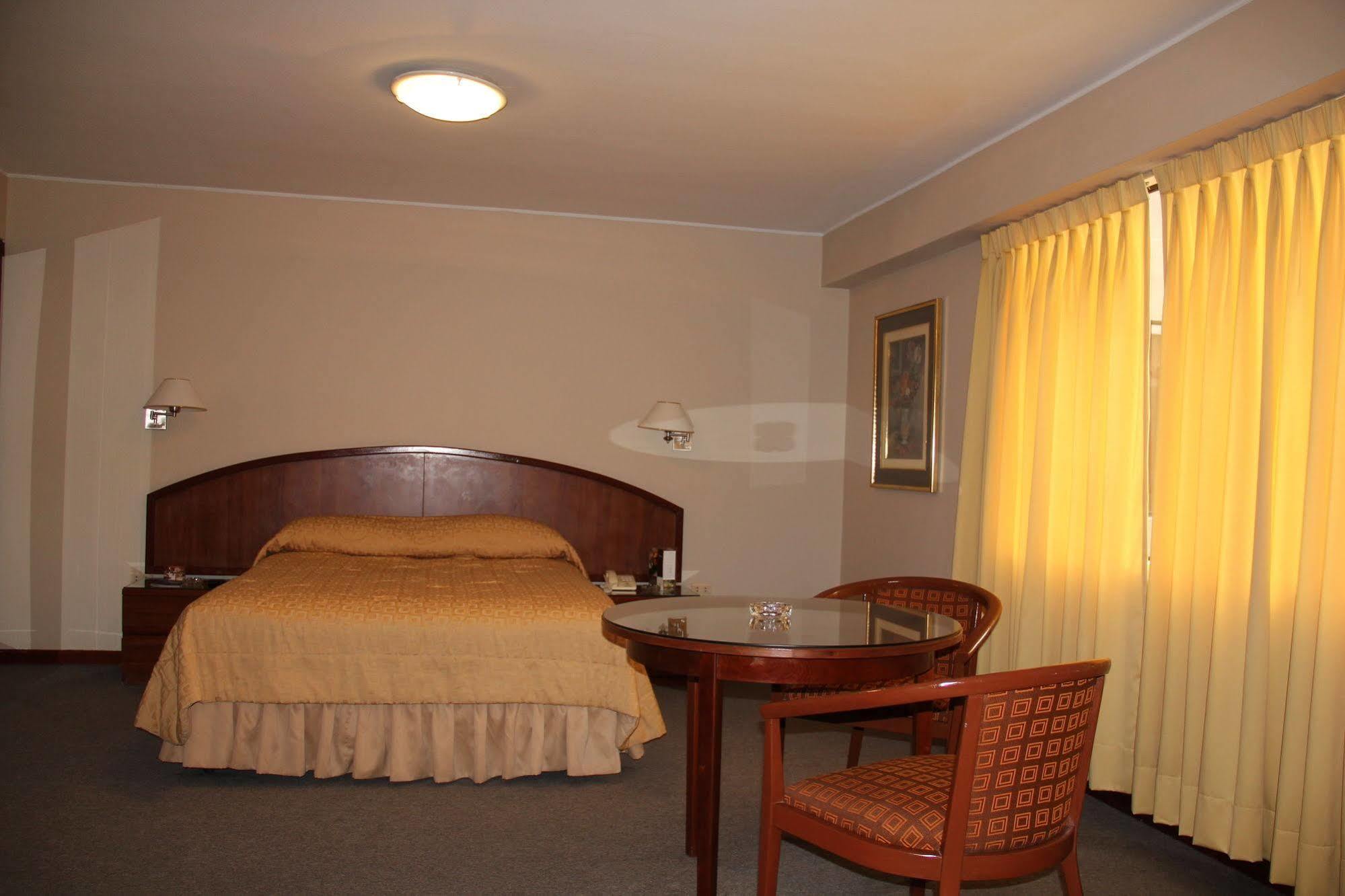 Hotel Park Suites ليما المظهر الخارجي الصورة